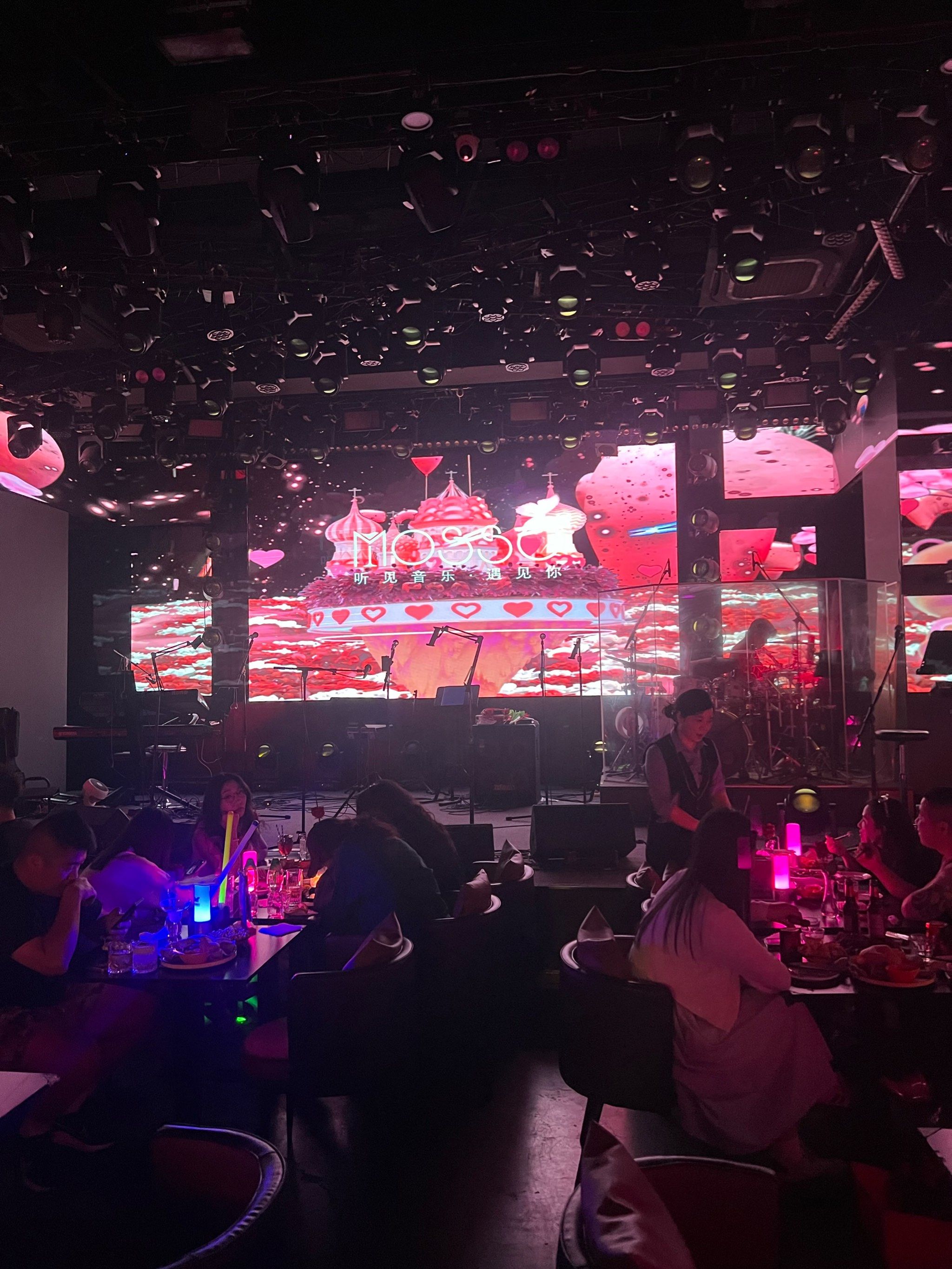 漯河商务ktv中低端体验-临颍县ktv预订